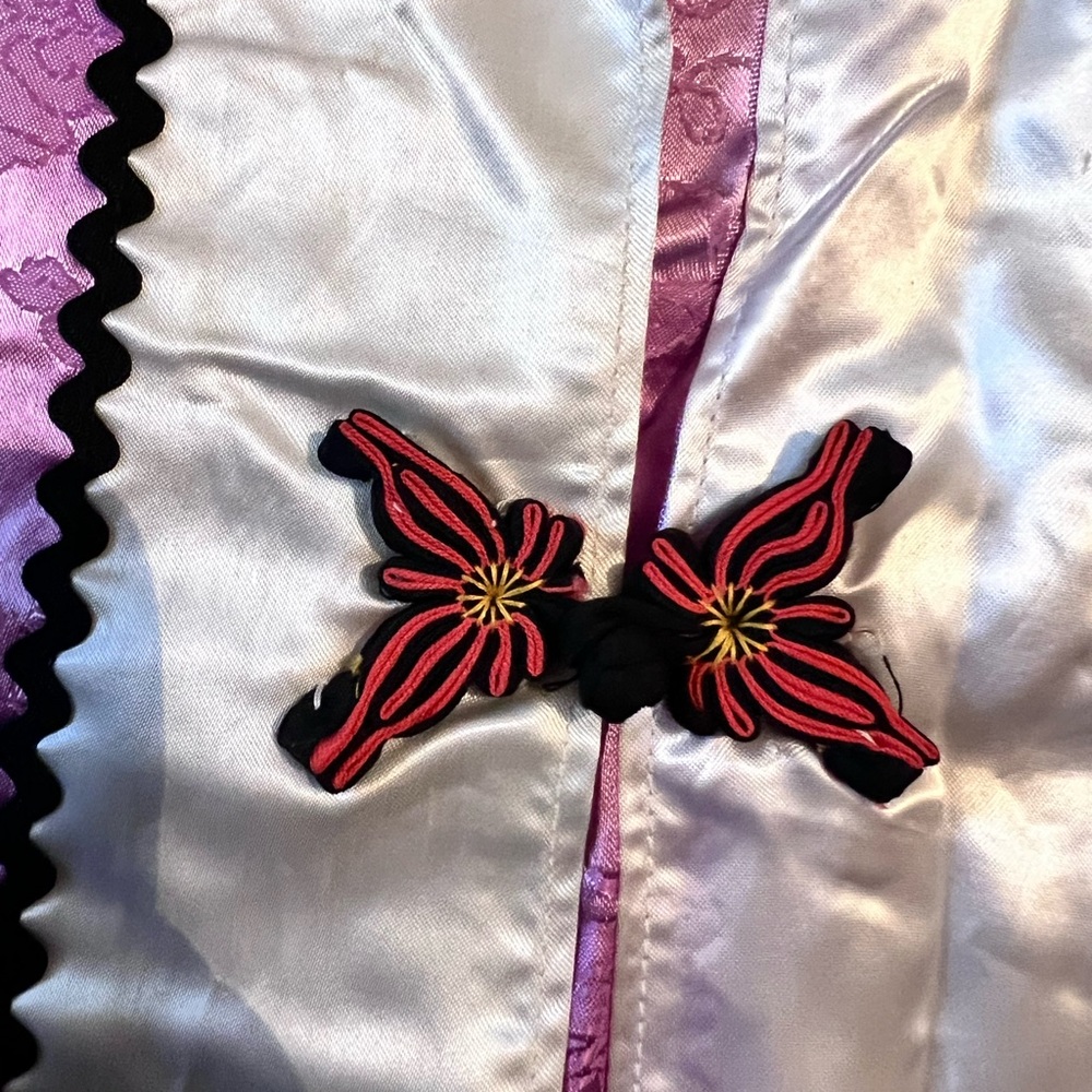 Asian Robe - Picture 6 of 8